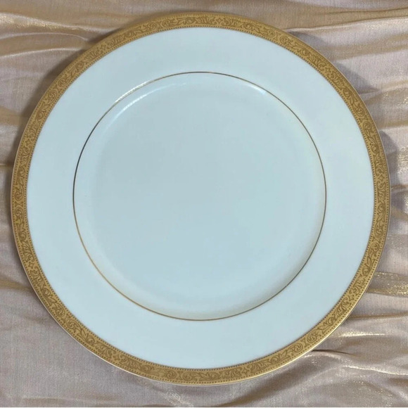1970s Mikasa Colony Gold Ivory China White Vintage Dinnerware L2818 Dinner Set - Picture 3 of 9